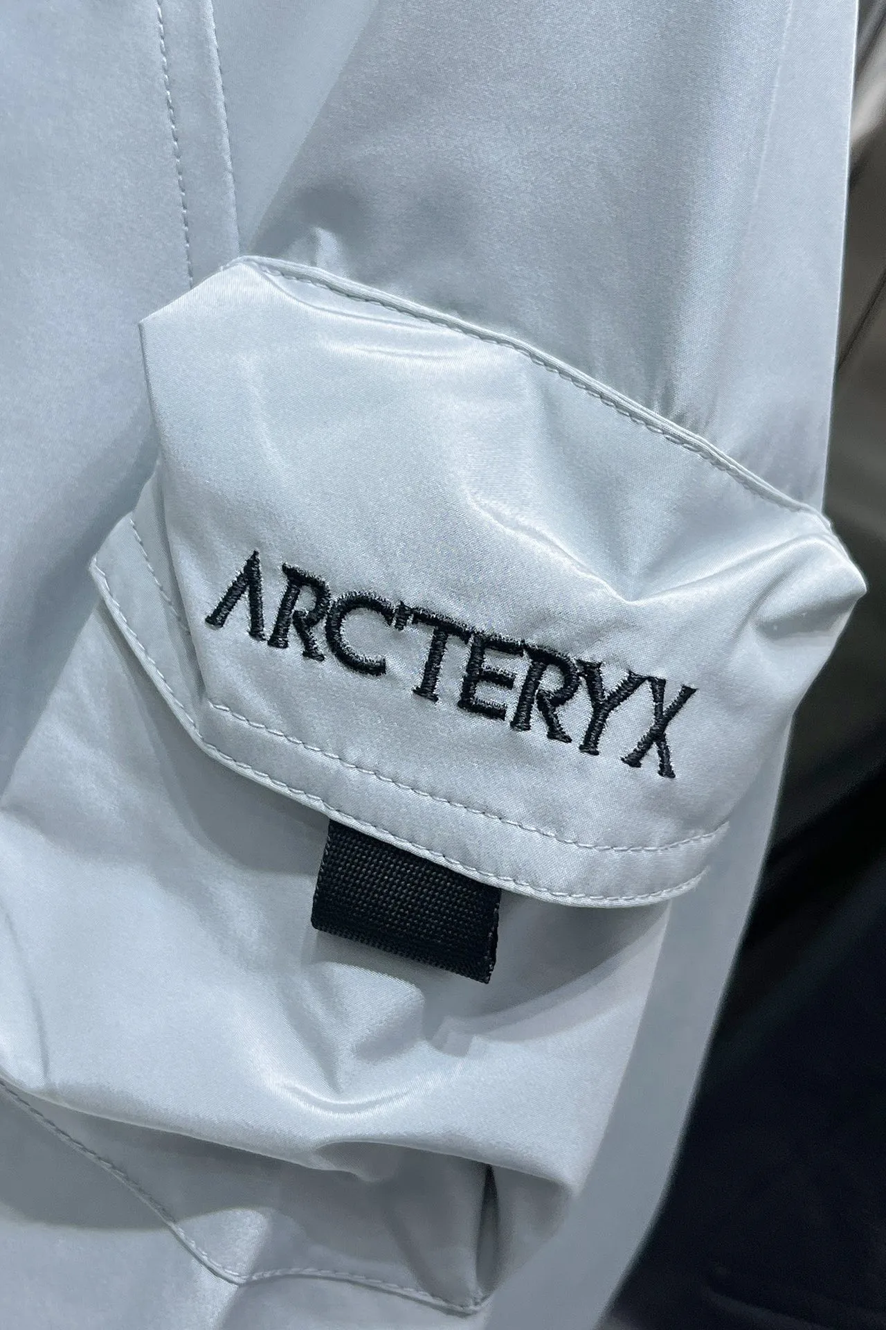 Same Style， ， 2026 New Arrival ， Original Premium Breathable ， ， ， Quality。 ， Sizes：M～3XL